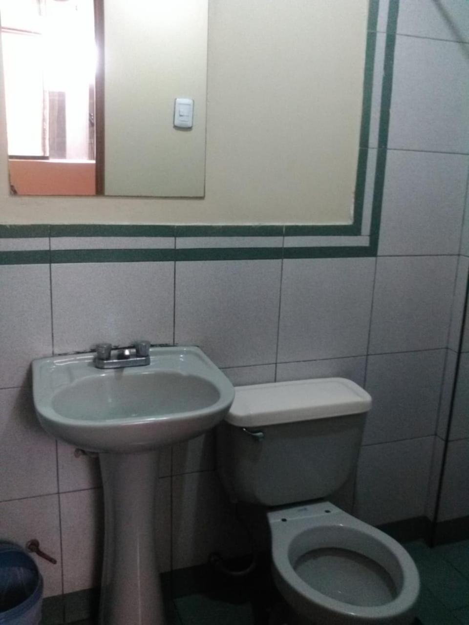 Hostal Jara Ліма Екстер'єр фото